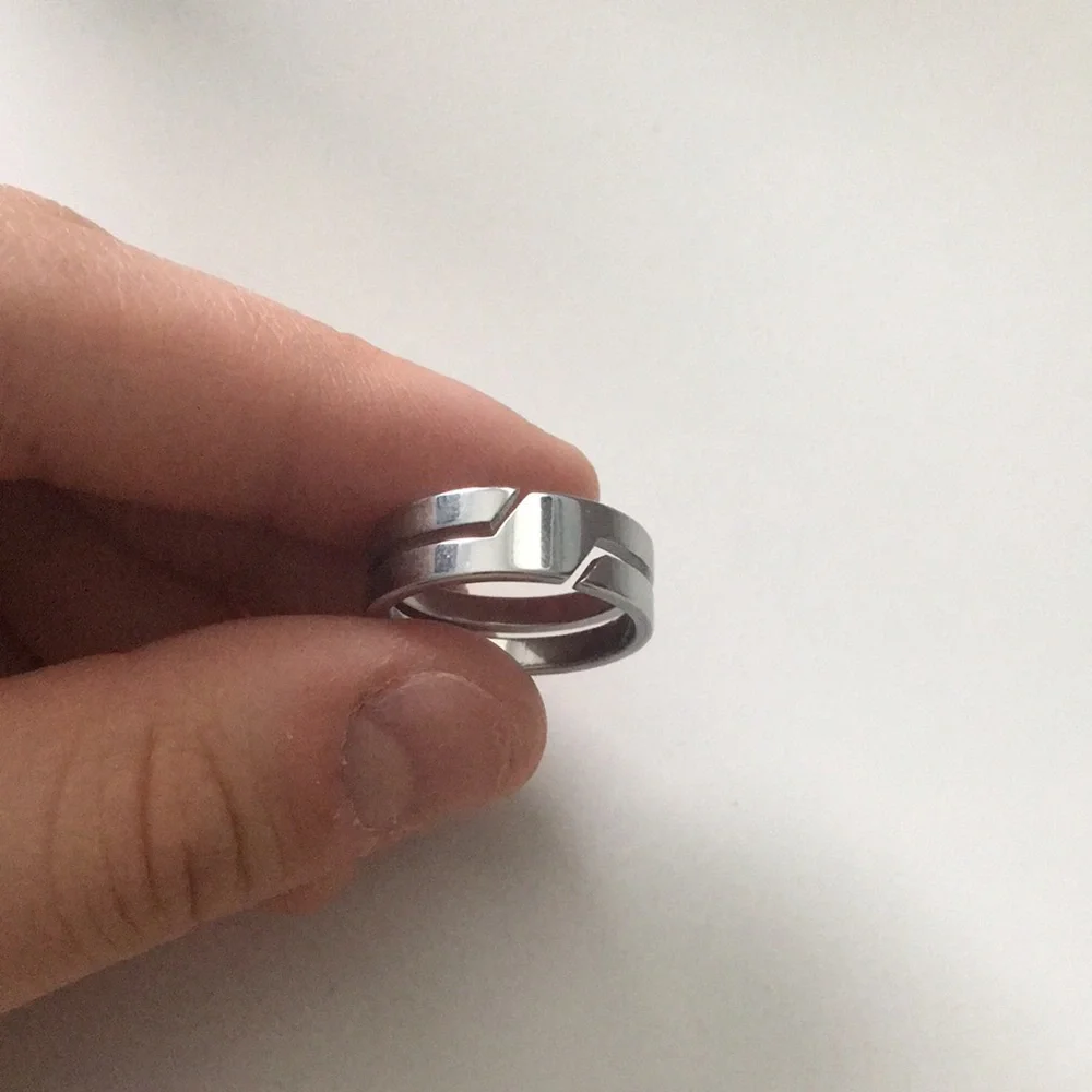 size 7 ring - Picture 1 of 1